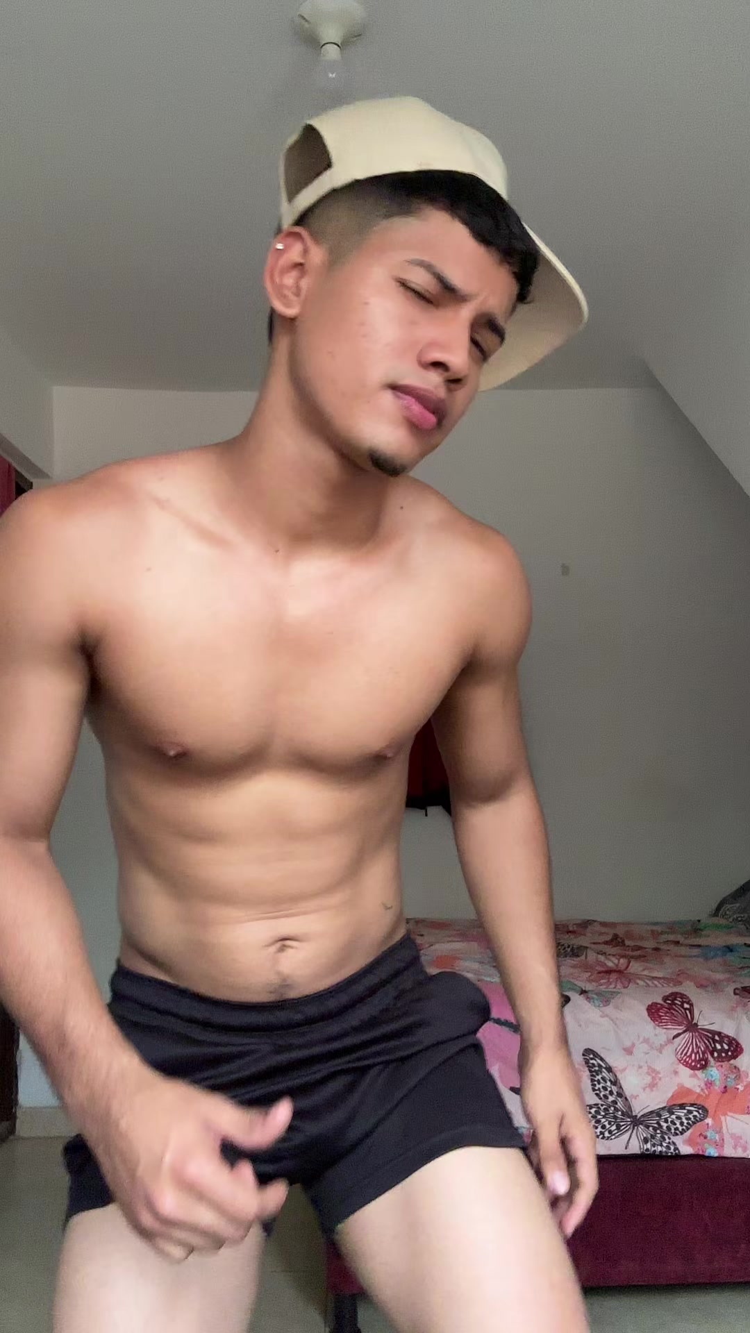 @Julio Acuña