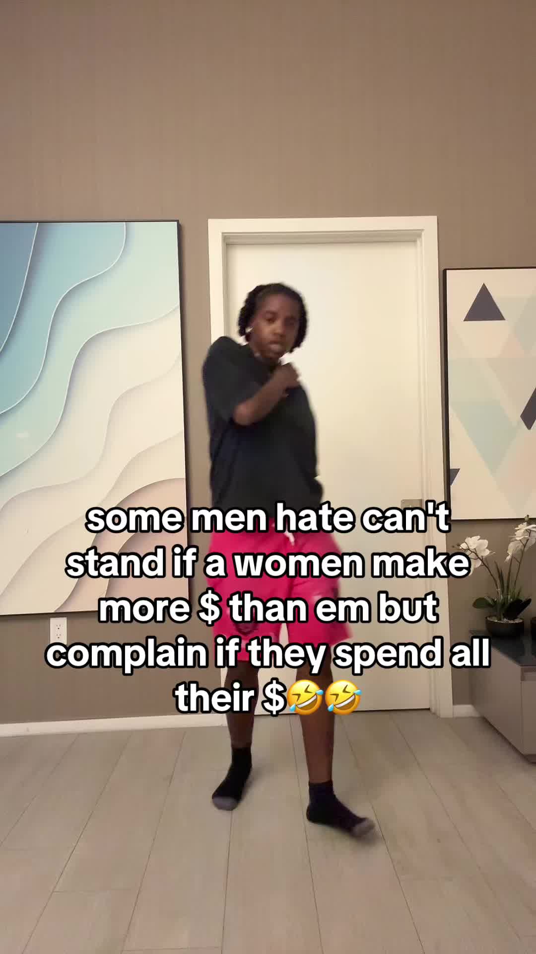 @ms.twirlthemhips 🤪
