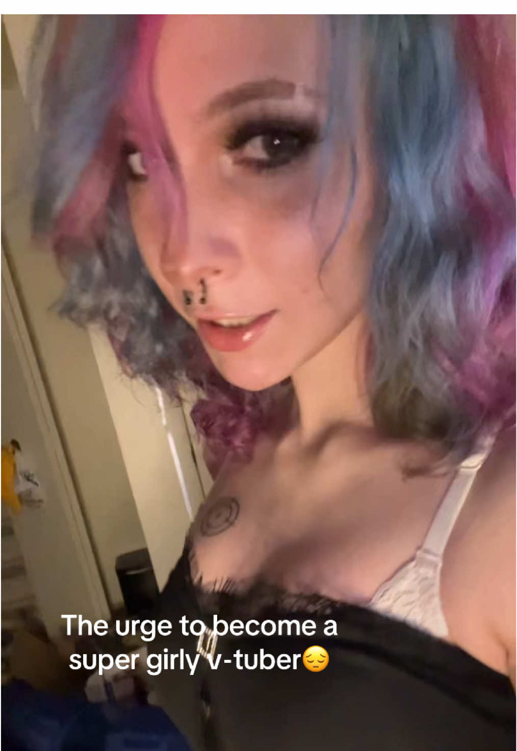 @<3