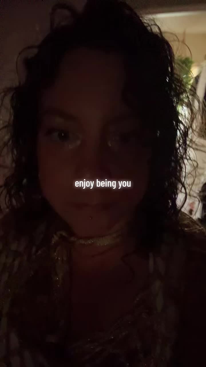 @LuckieBunnie