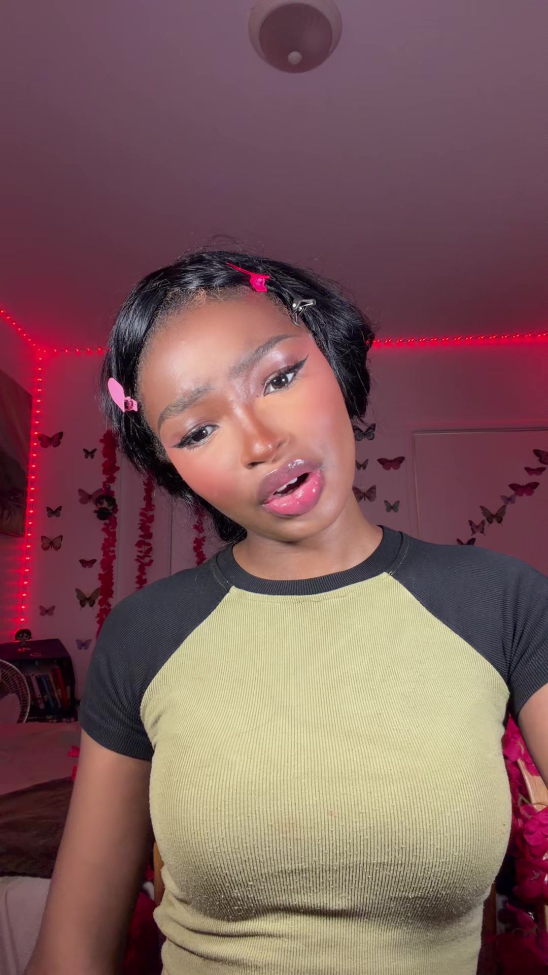 @𝐋𝐲🥀