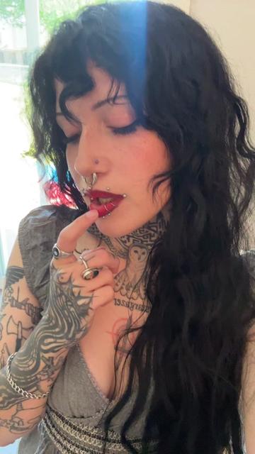 @bellabrutal