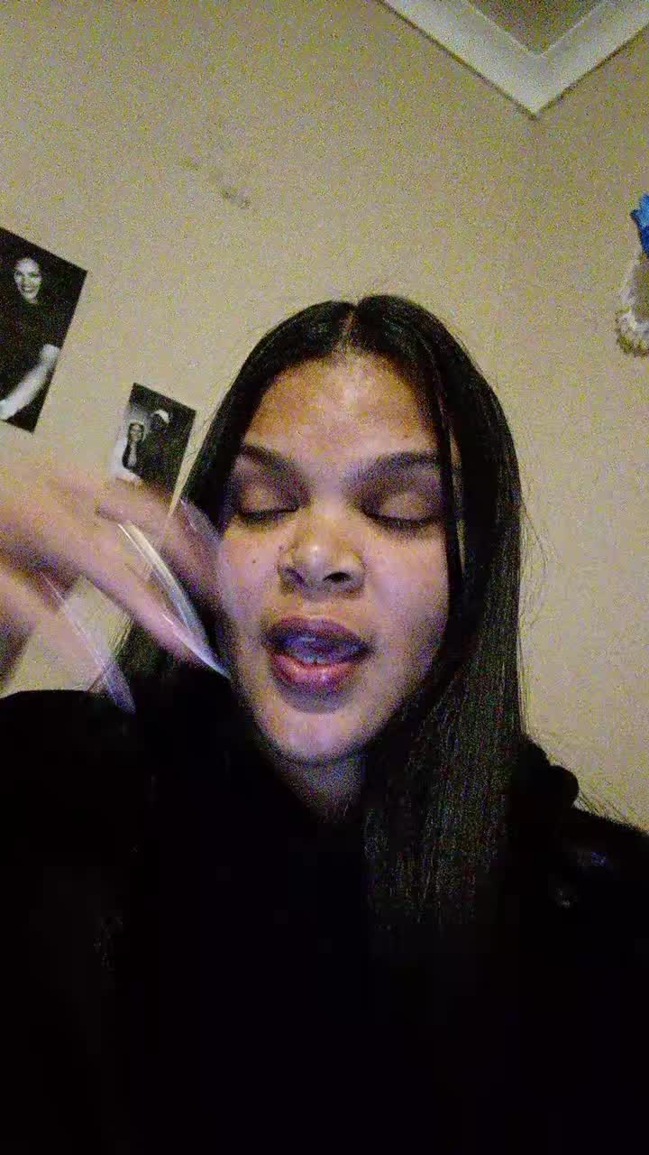 @shanisteyn