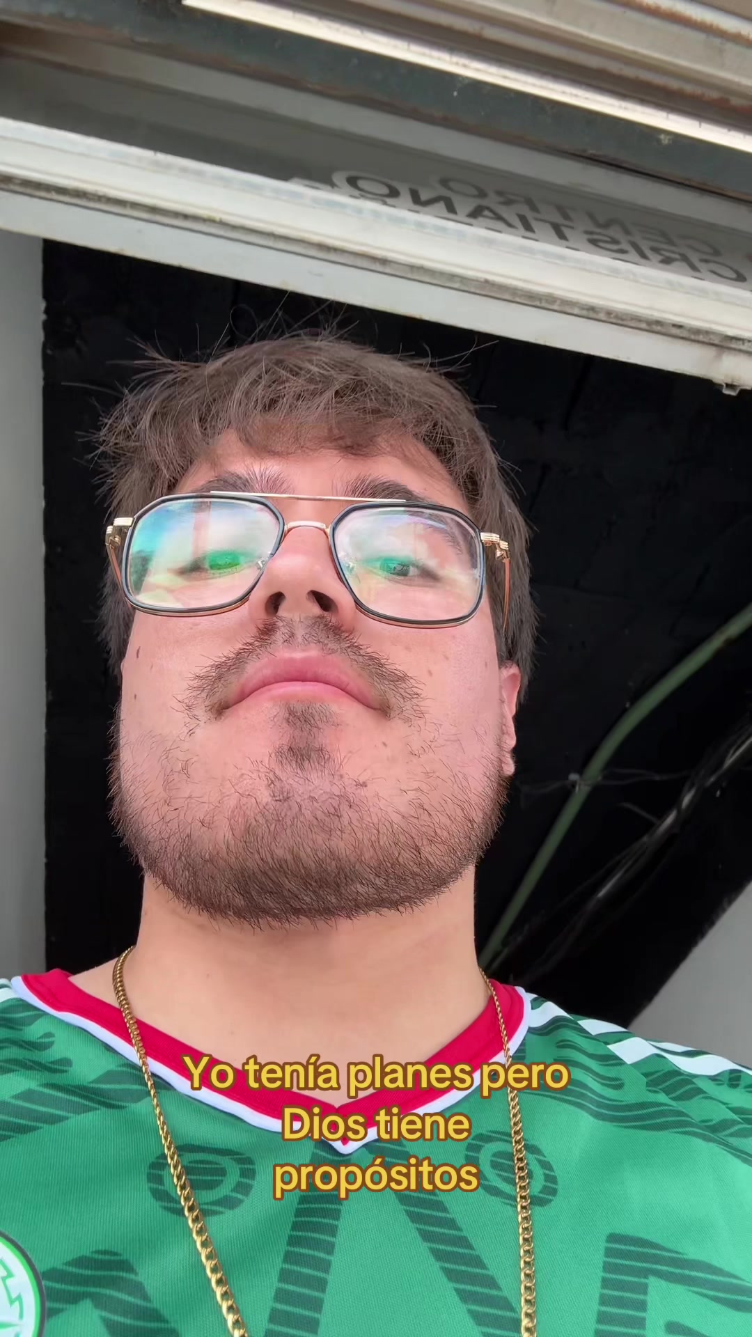 @Esquer
