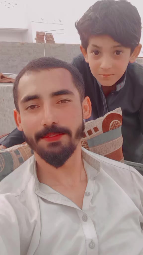 @MALIK🤞