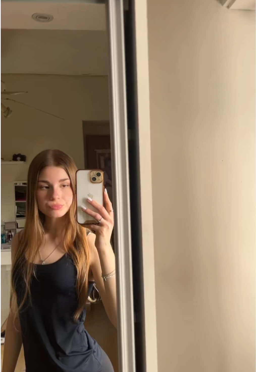 @vicky