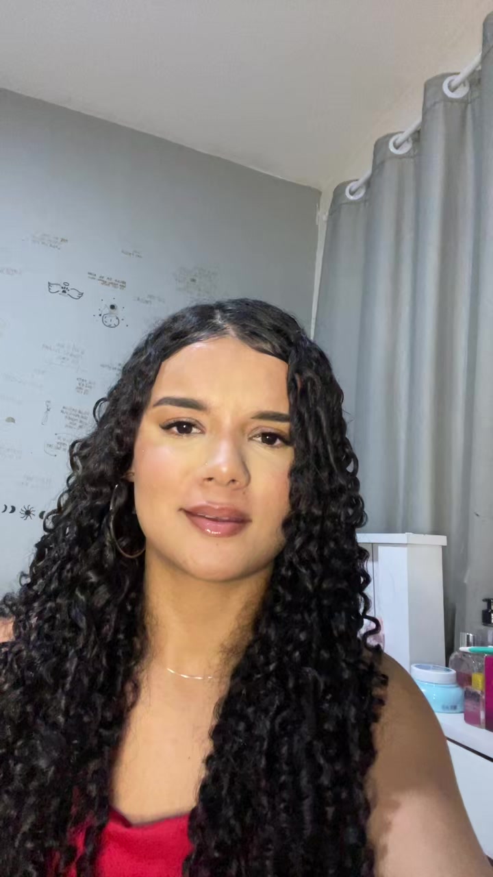 @erica_valesca