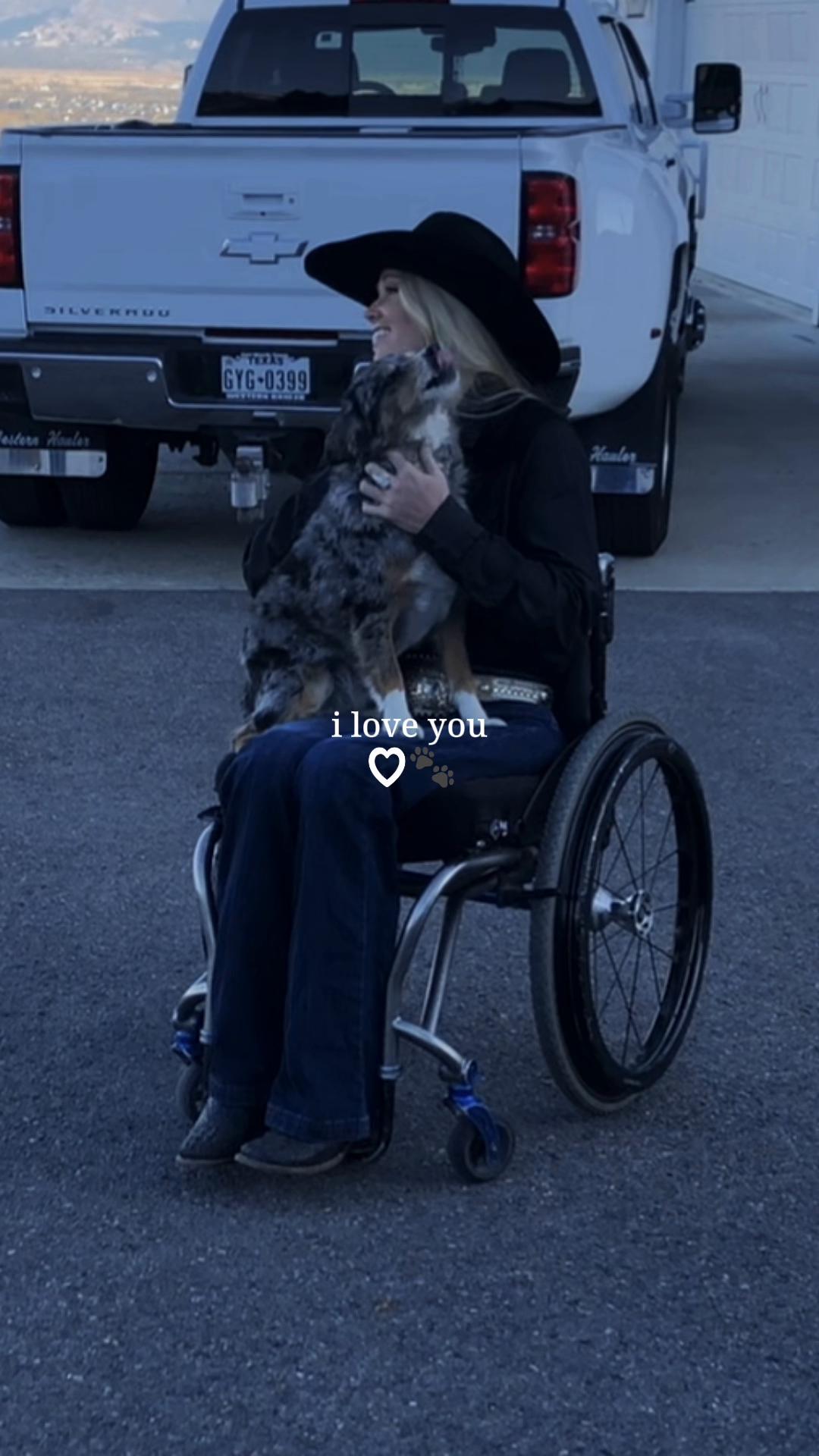 @Amberley Snyder