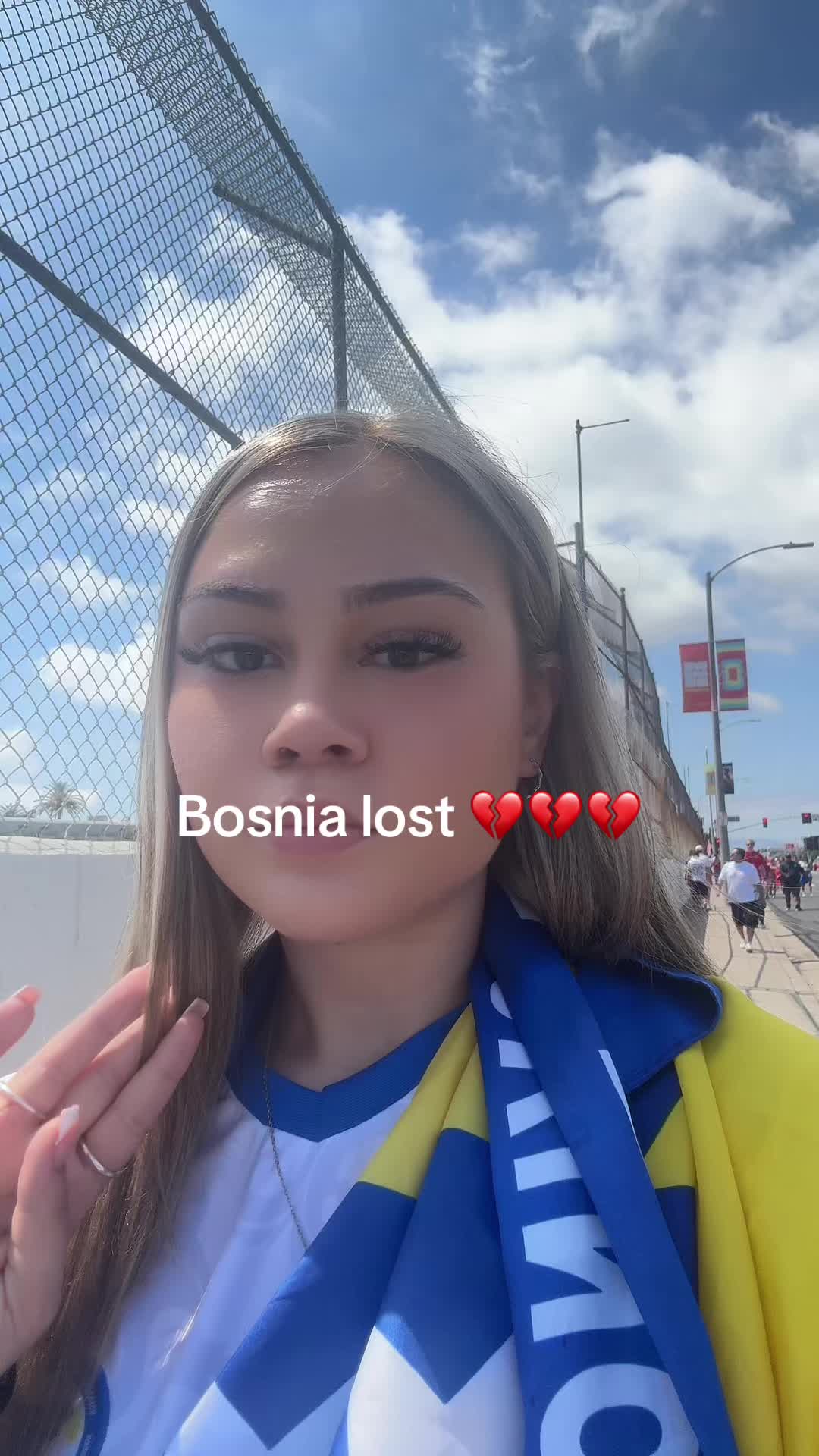 @🪩
