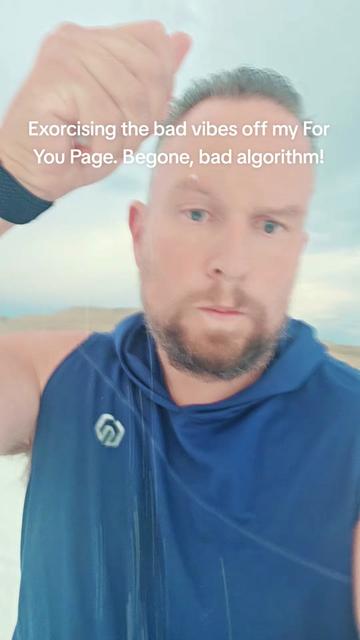 @Brett | Hiking & Adventure