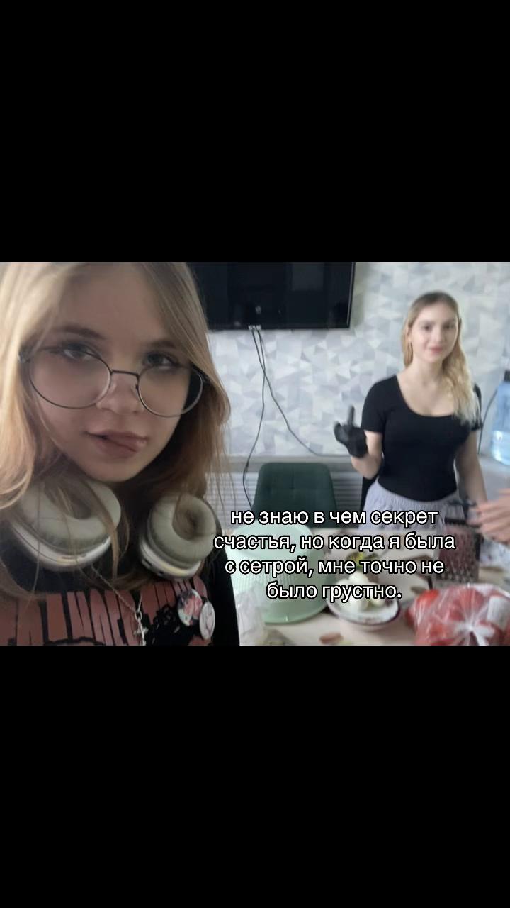 @🥂