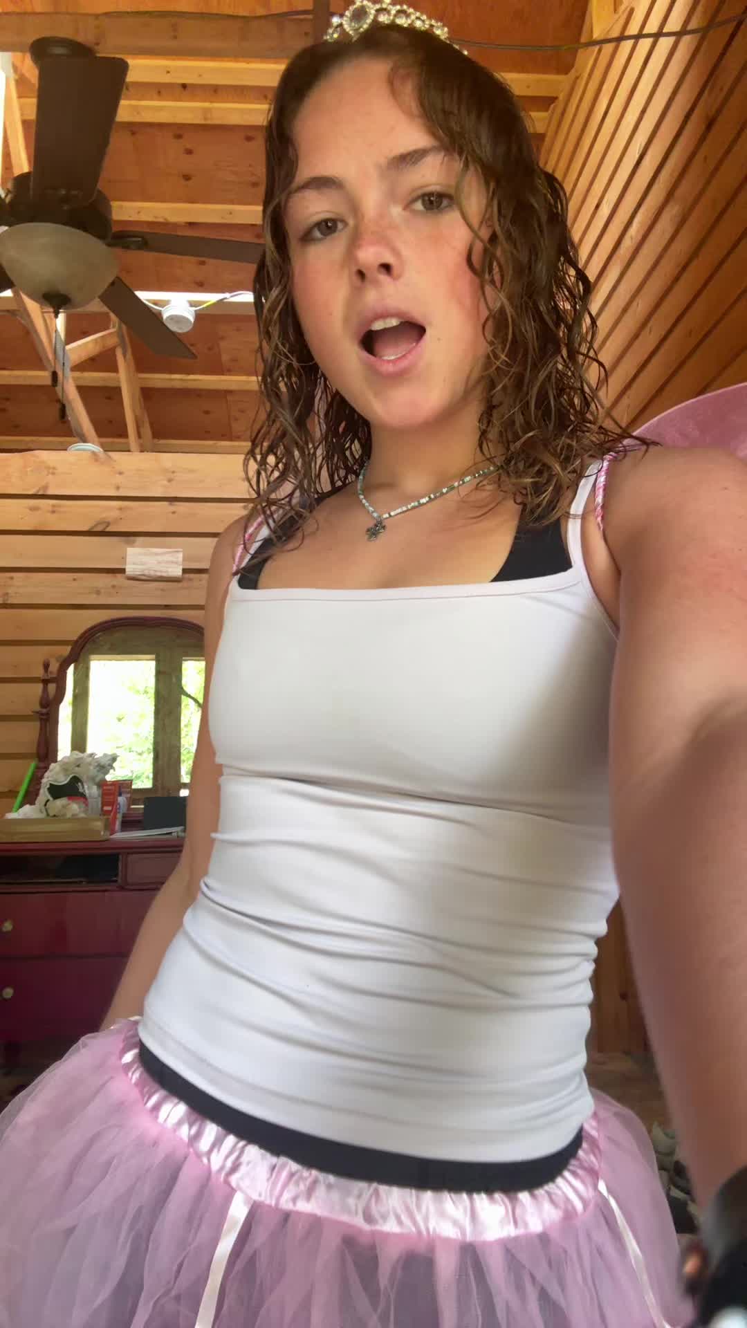 @addienessel
