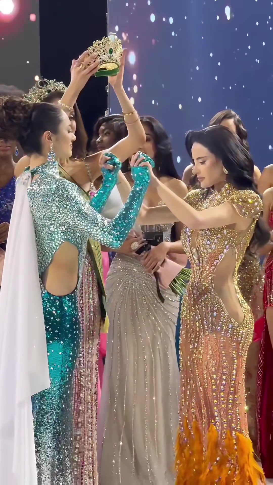 @𝗩𝗡 𝗣𝗮𝗴𝗲𝗮𝗻𝘁🇻🇳