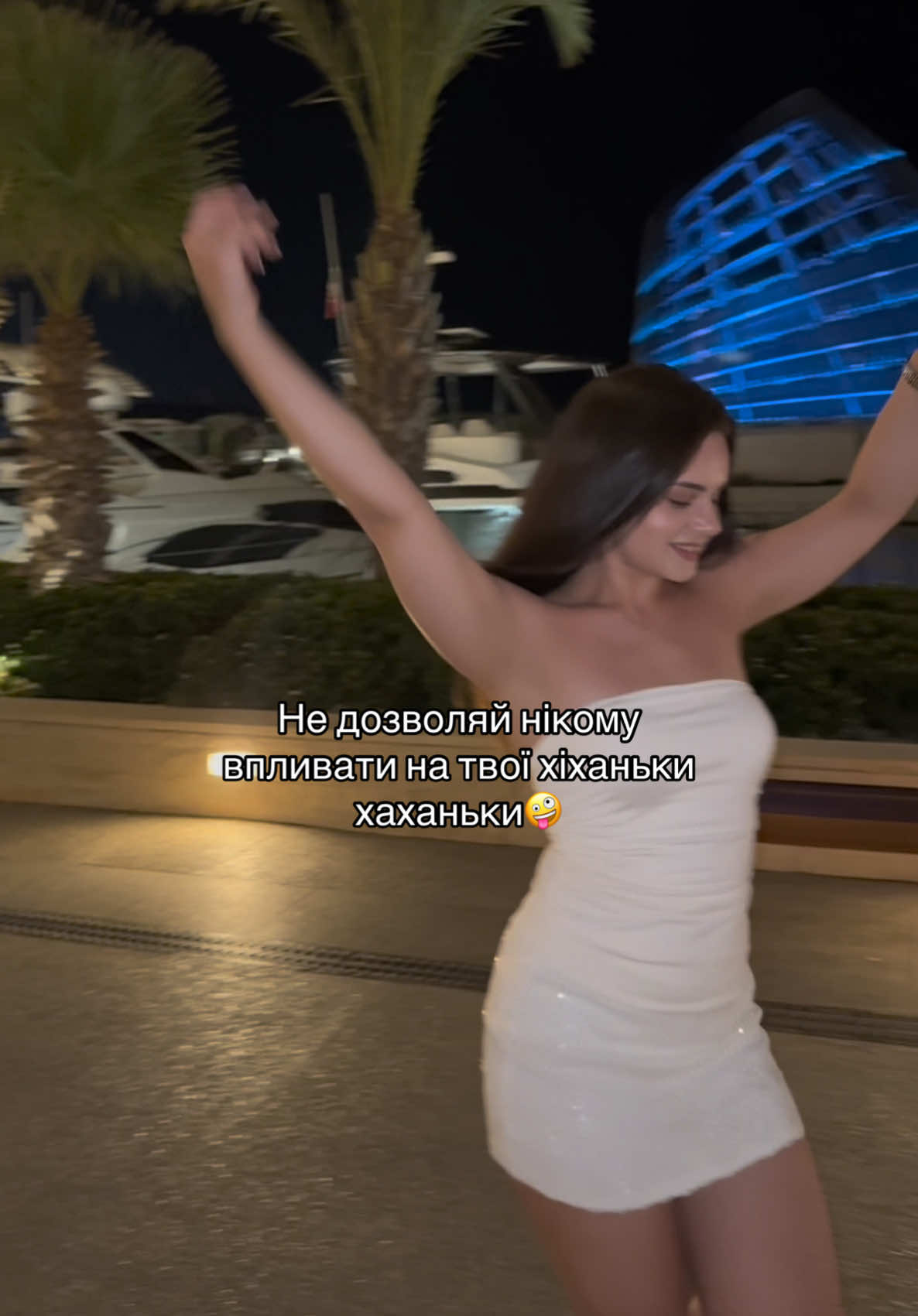 @VICTORIA