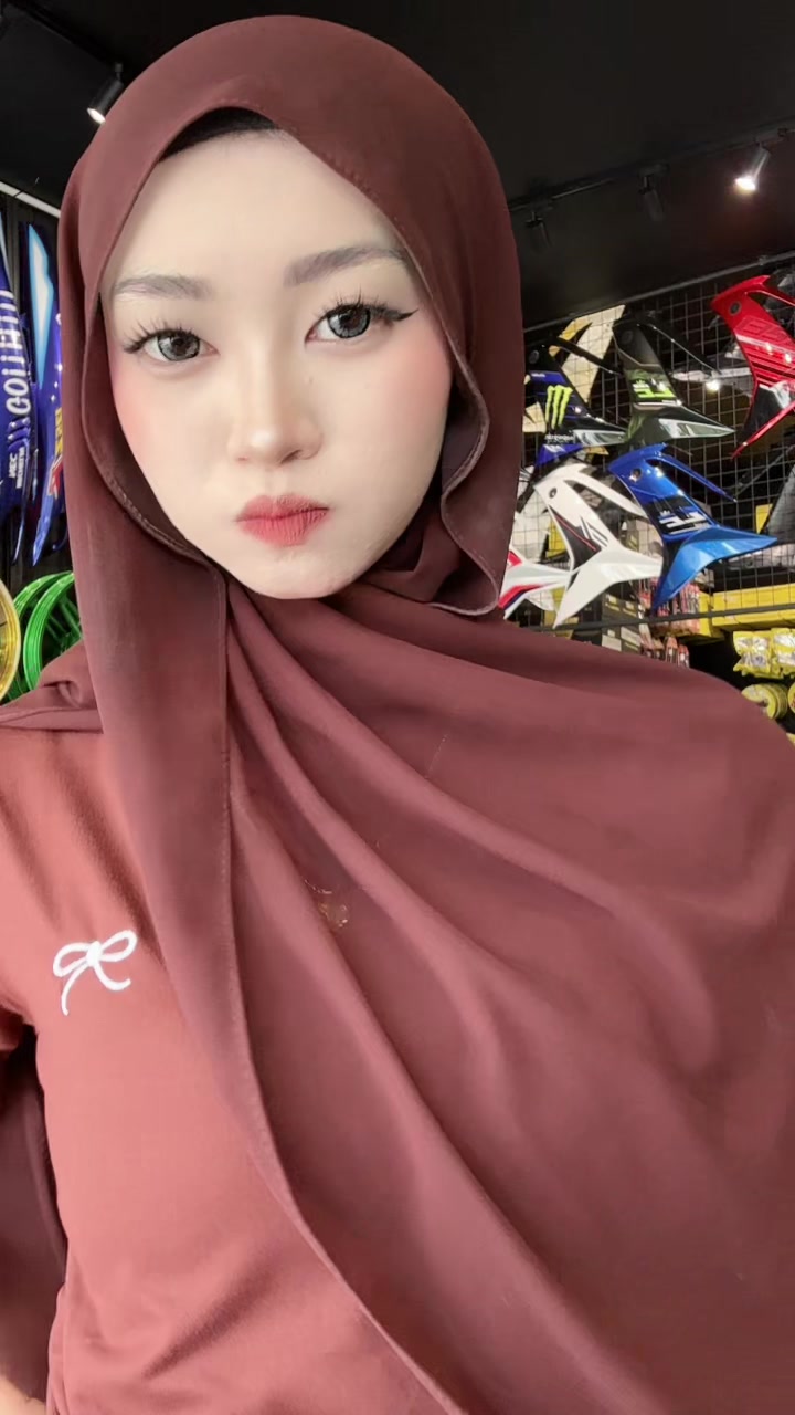 @M