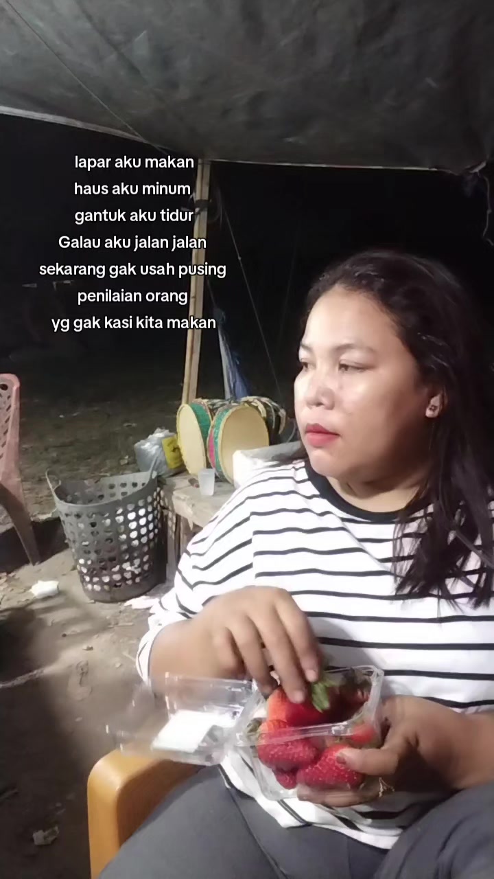 @Nia.🍒