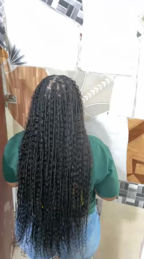 @Nesha's blessed hands🙌💇♀️