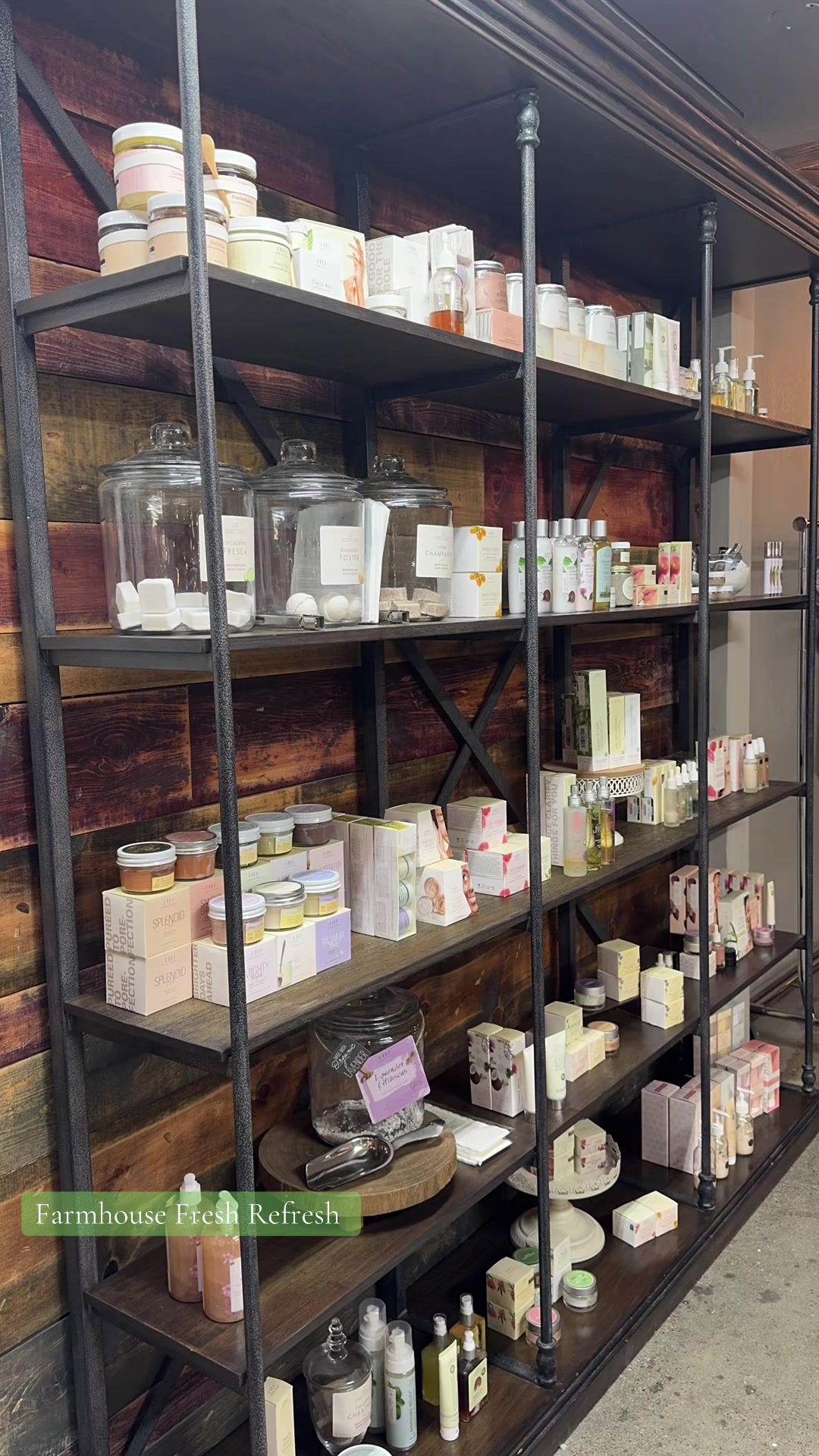 @Boutique 23