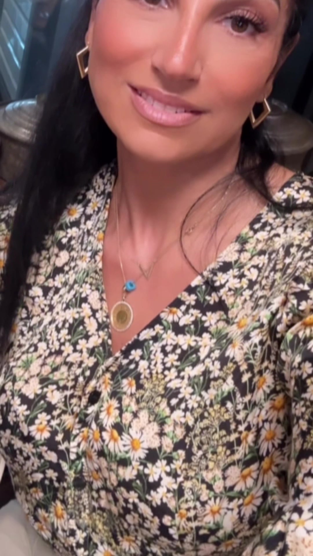 @𝓜.
