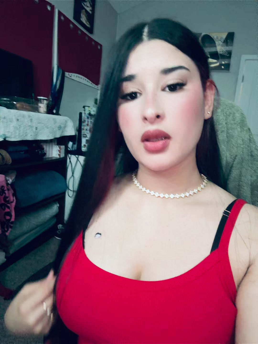 @Anyeli ๐