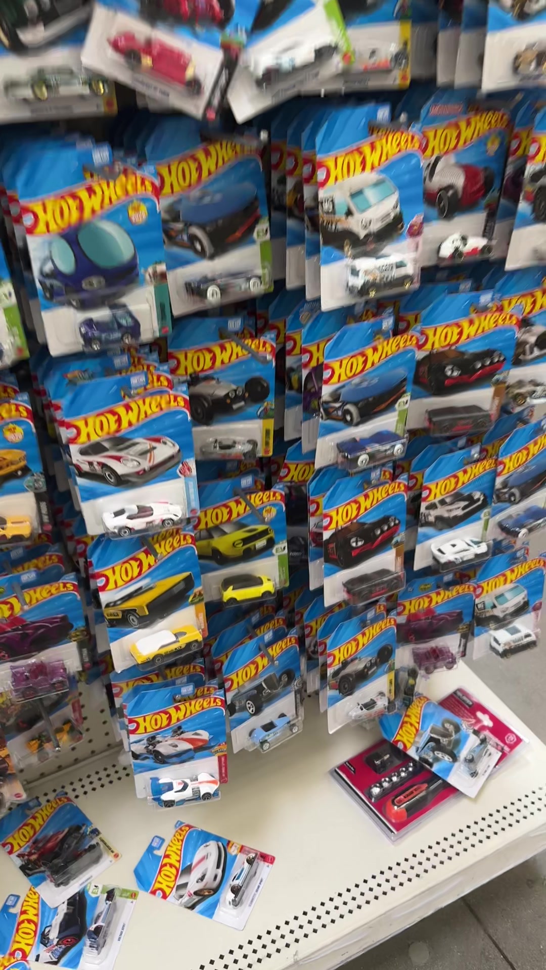 @BookersHotWheels