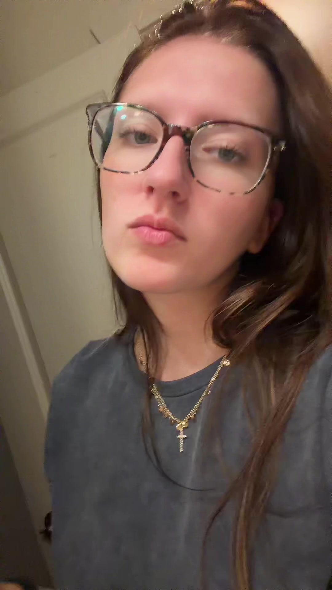 @vronn_n