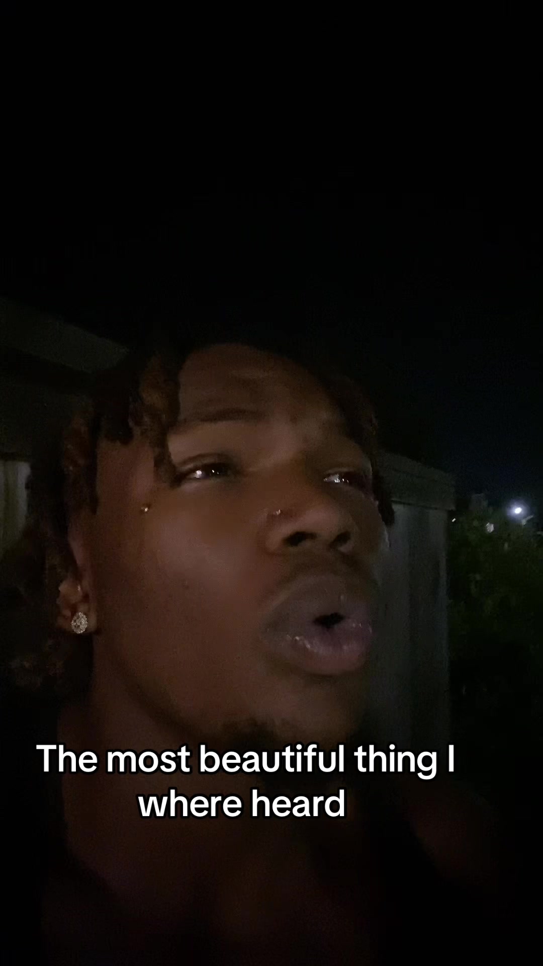 @👾