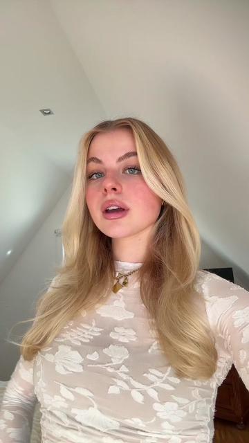 @tinaMiller98