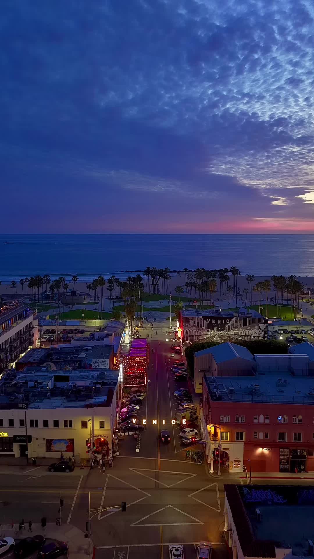 @Venice Beach Boardwalk