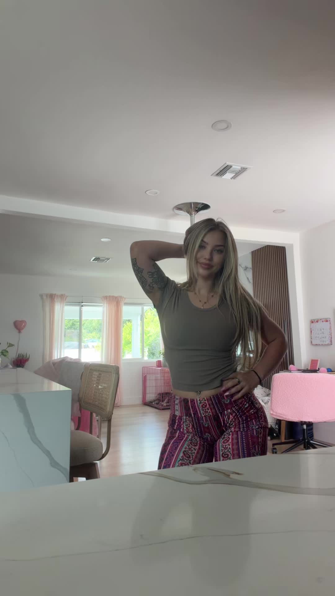 @Sofia R