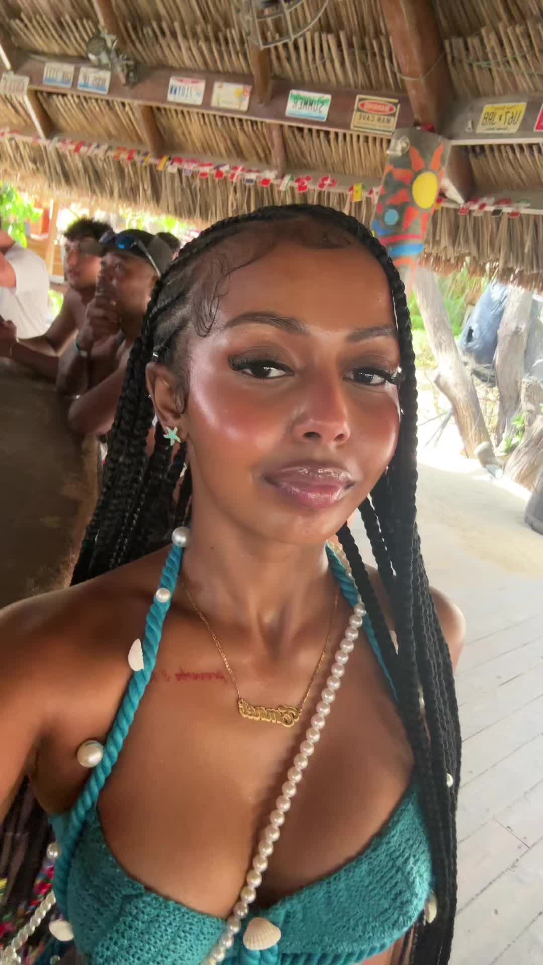 @emneezy