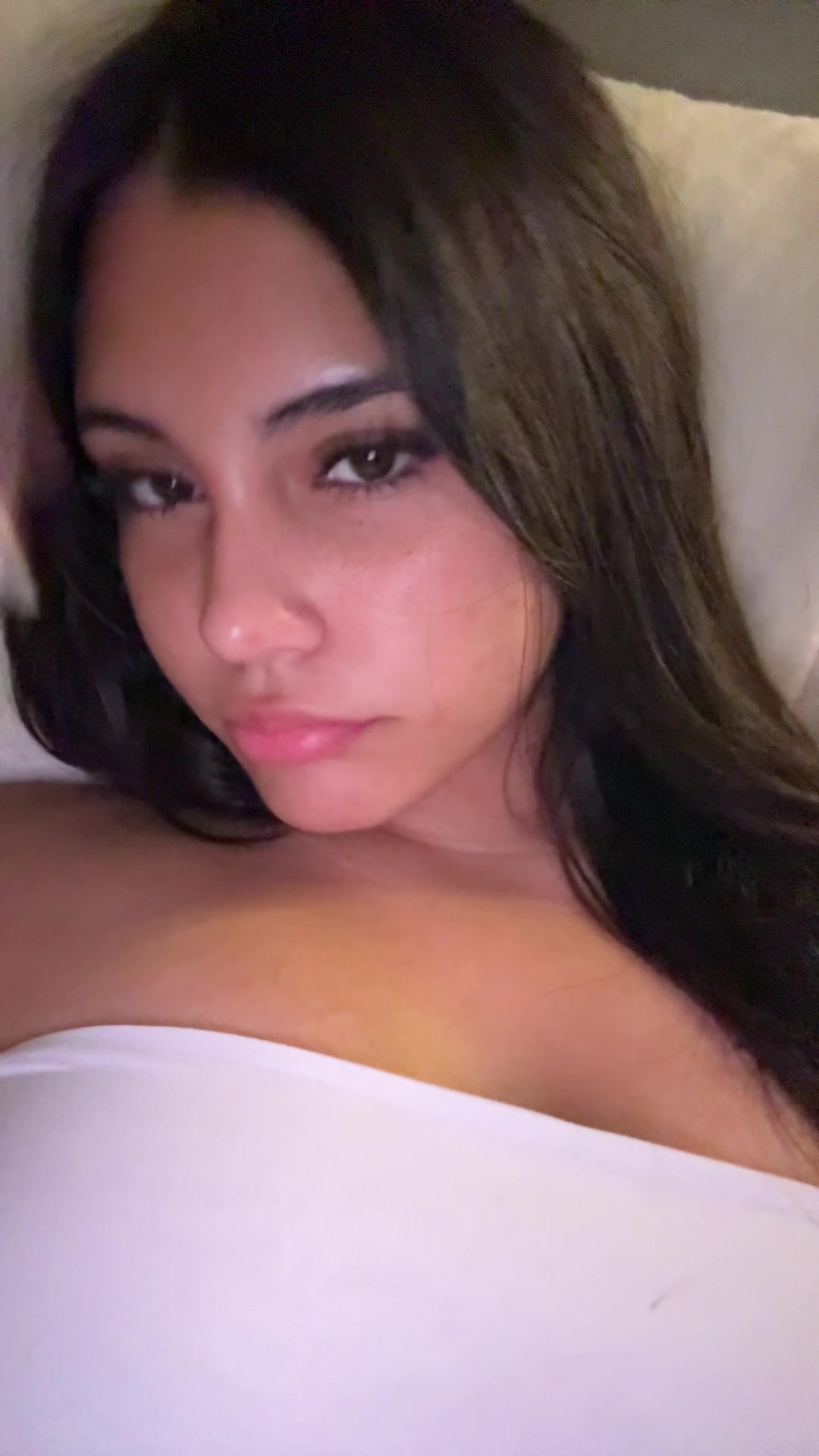 @whoisyasmeen