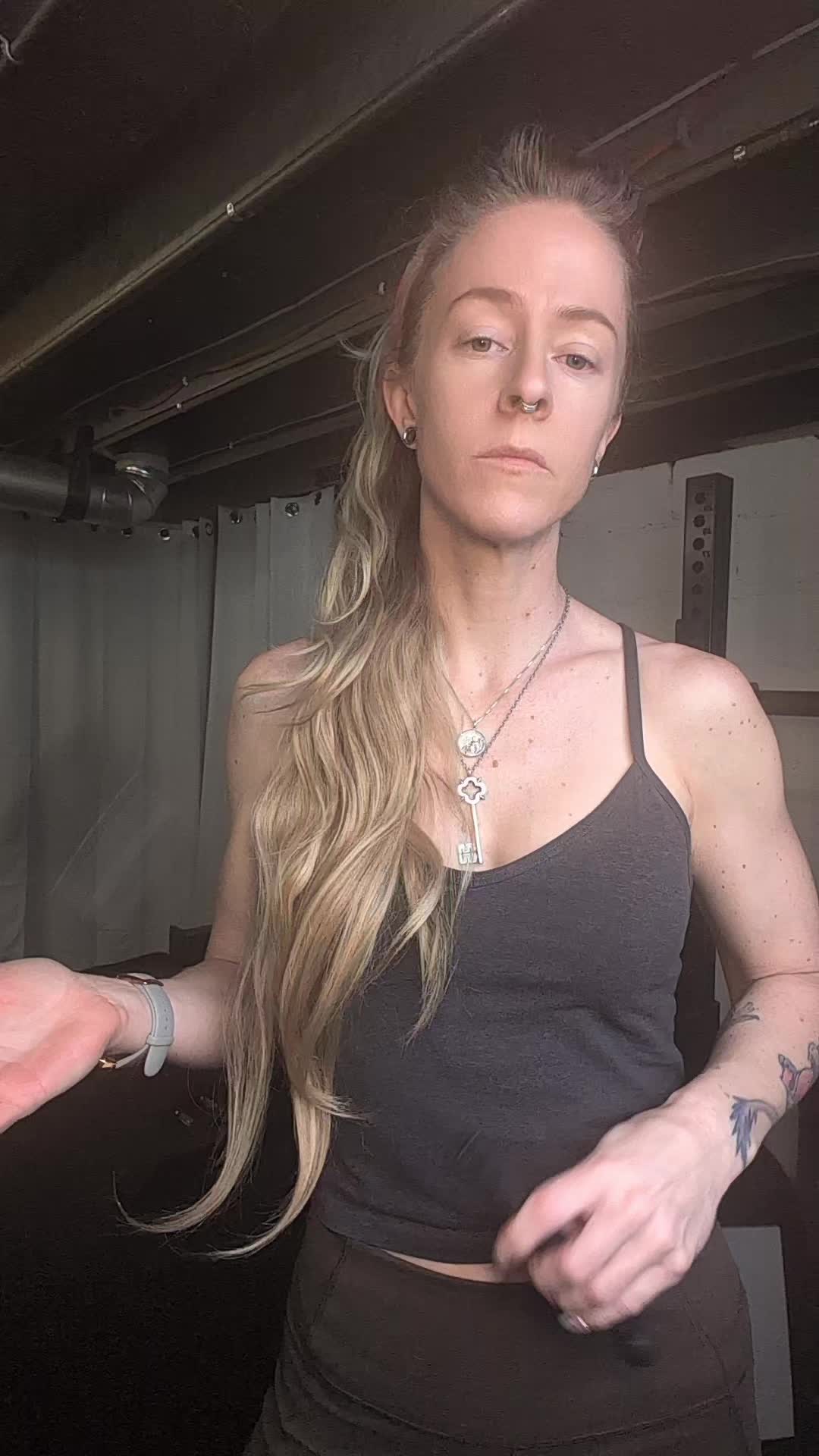 @Carmilla_Vess