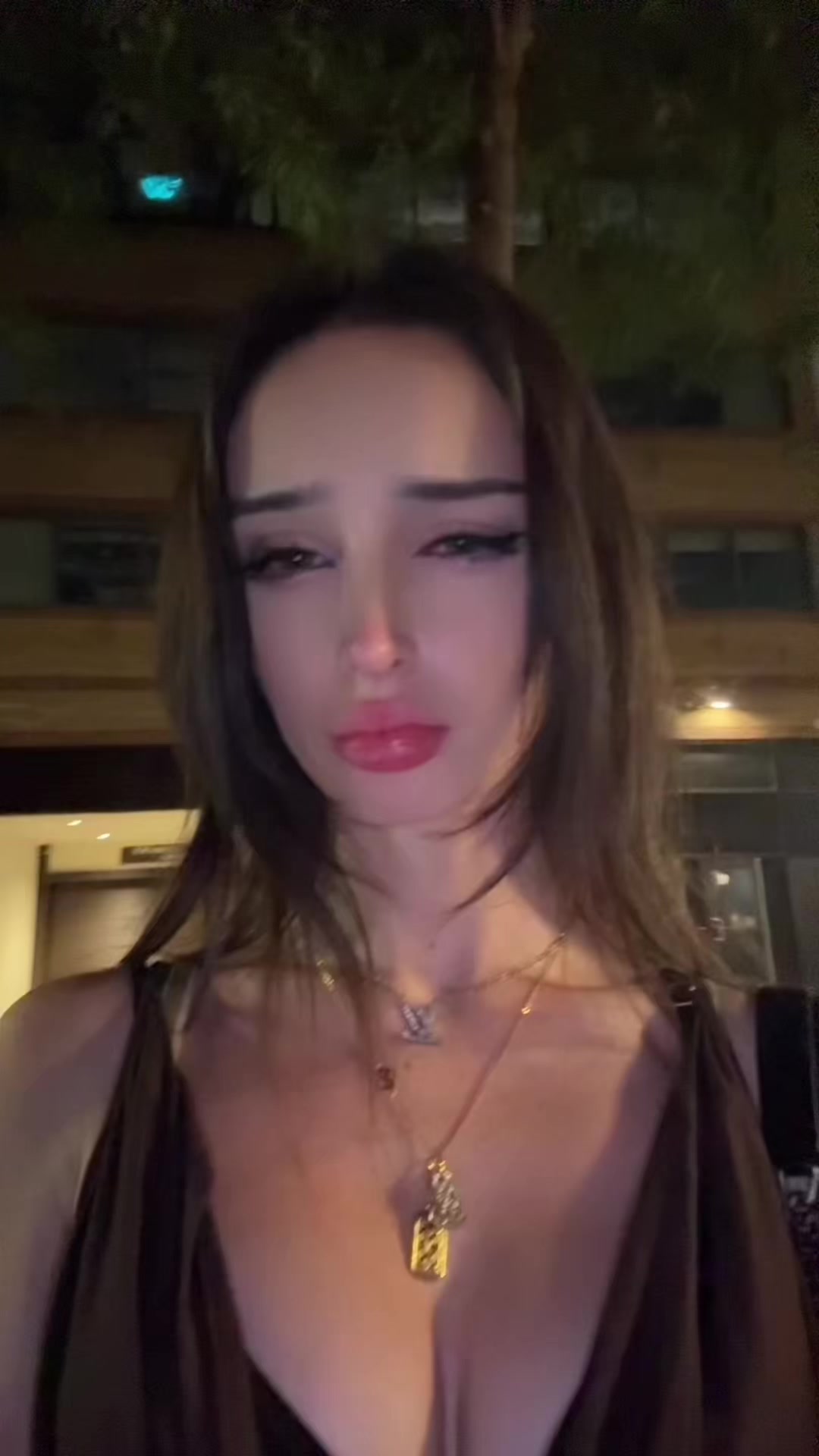 @Lola Moon