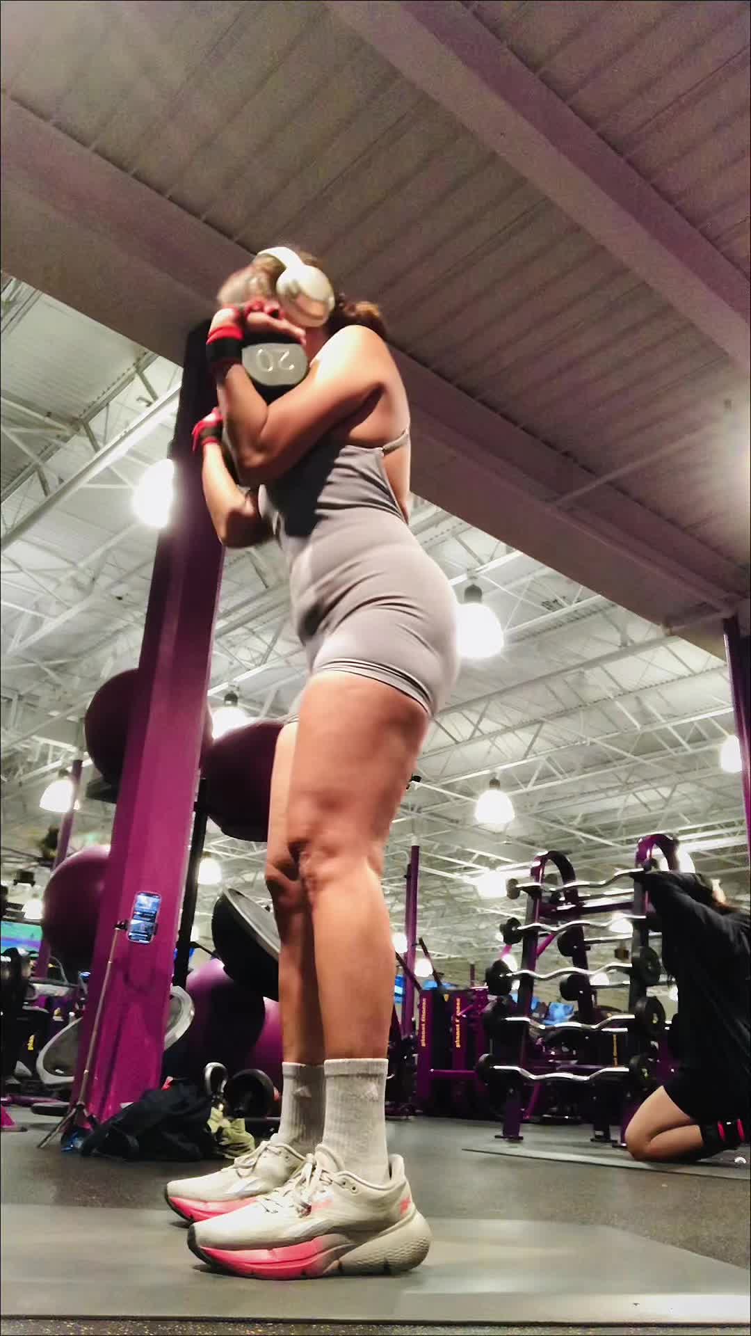 @Selfiequeen_Bella