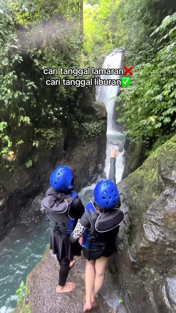 @Curug Naga Treking Bodyrafting