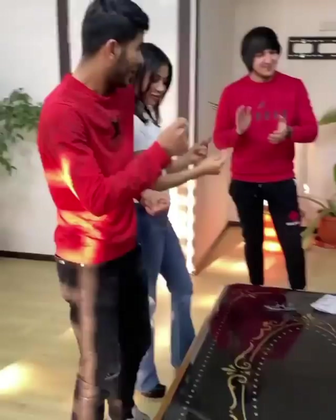 @Zinnura🇺🇿