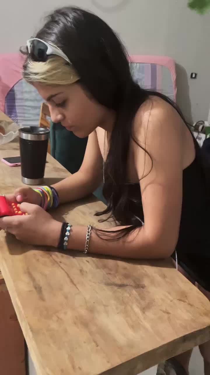 @ana lv
