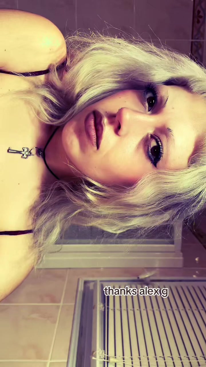 @autisticd0ll