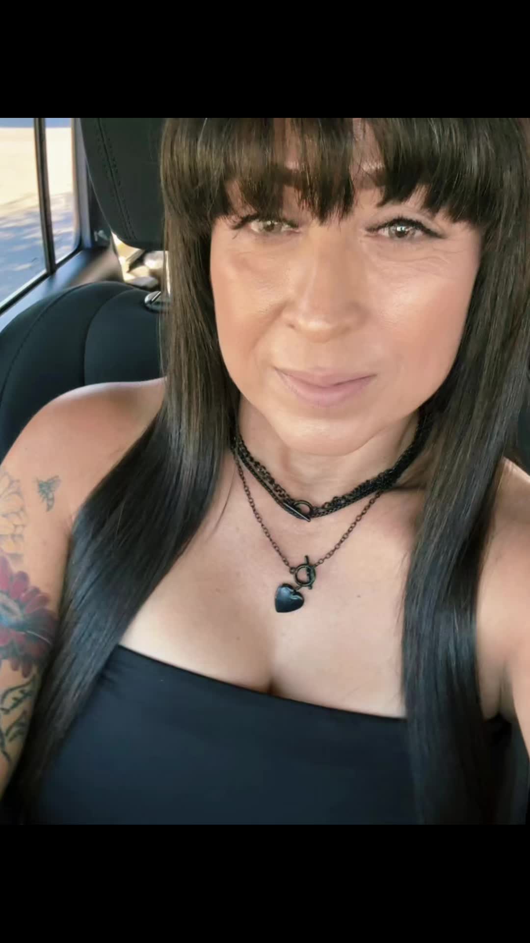 @Luv44boyz Yesenia 🖤