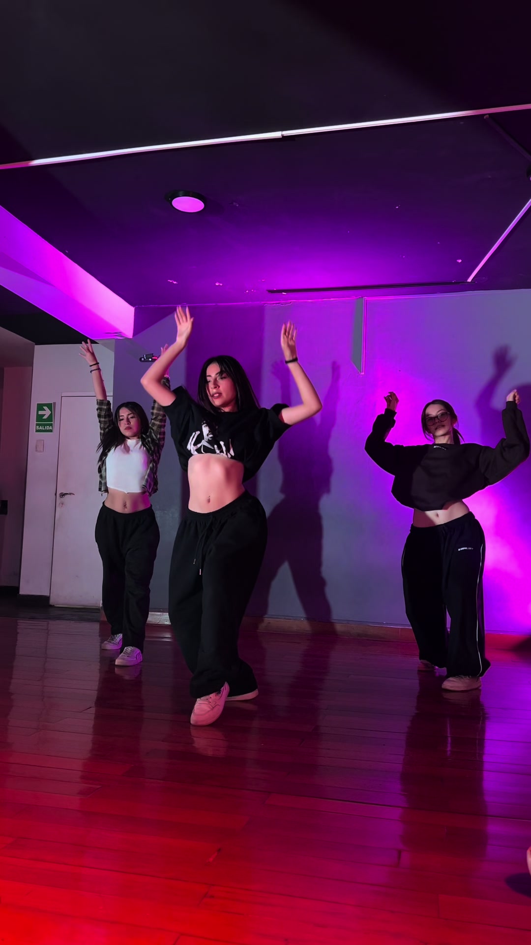 @X FORCE - ESCUELA DE BAILE