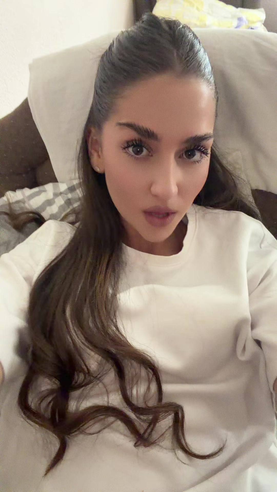 @Aišaa