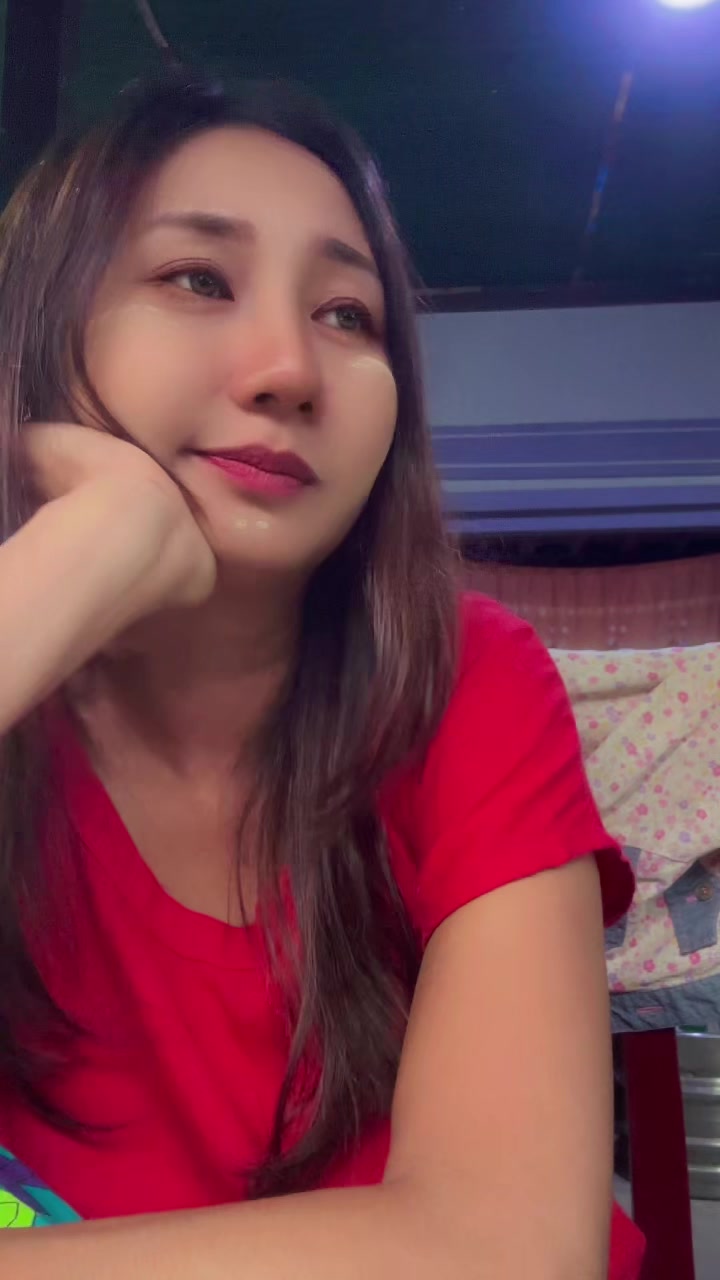 @💛Phyu Sandar 220💛
