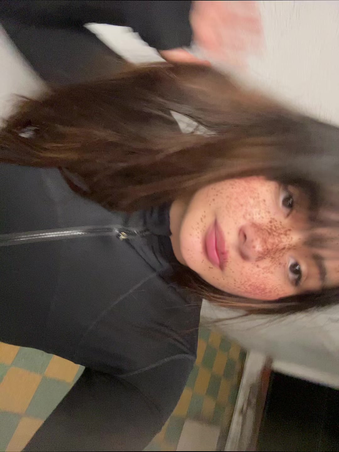 @Whtos.