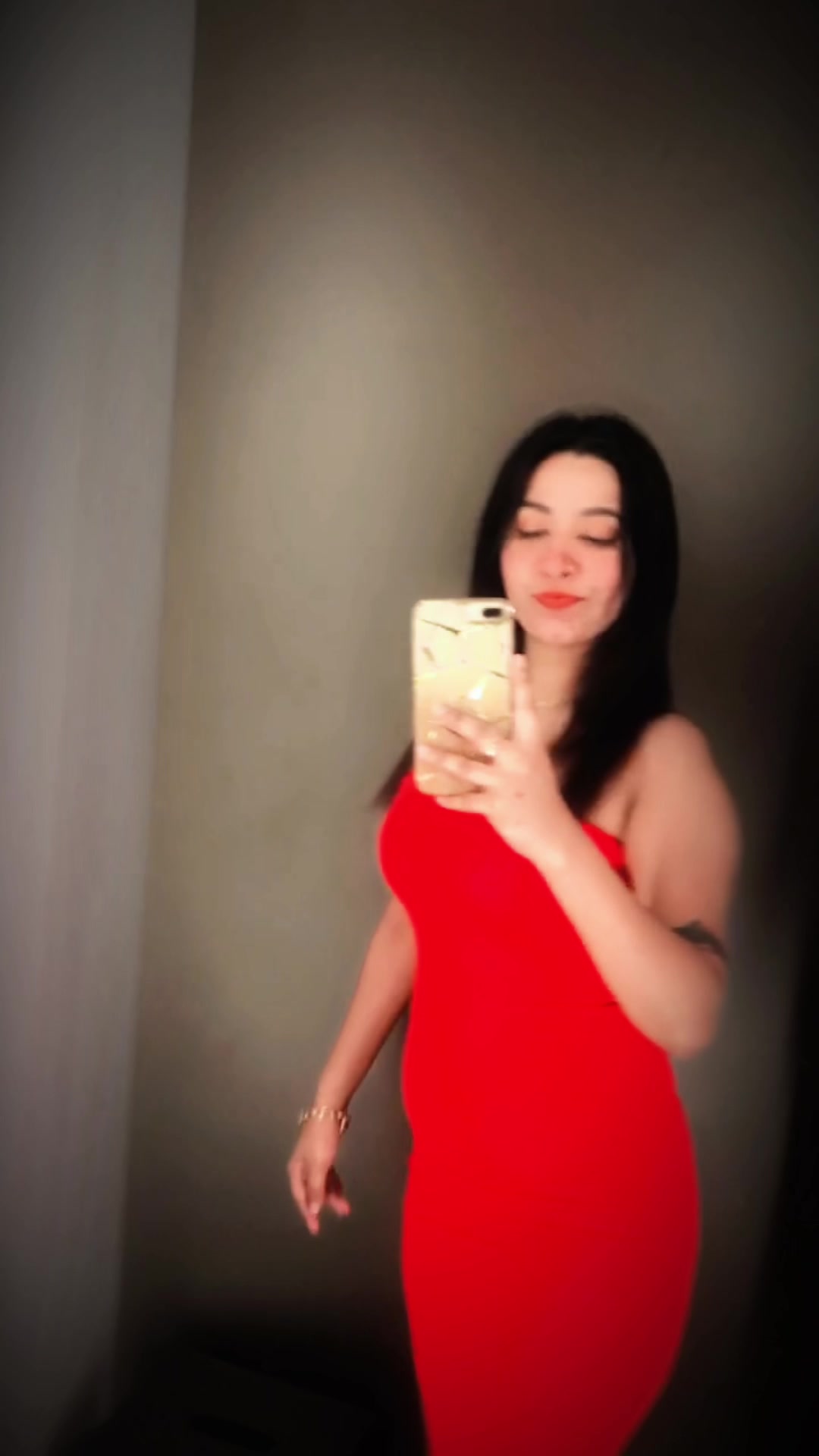 @Angry girl😈 🇦🇪🇱🇰💋