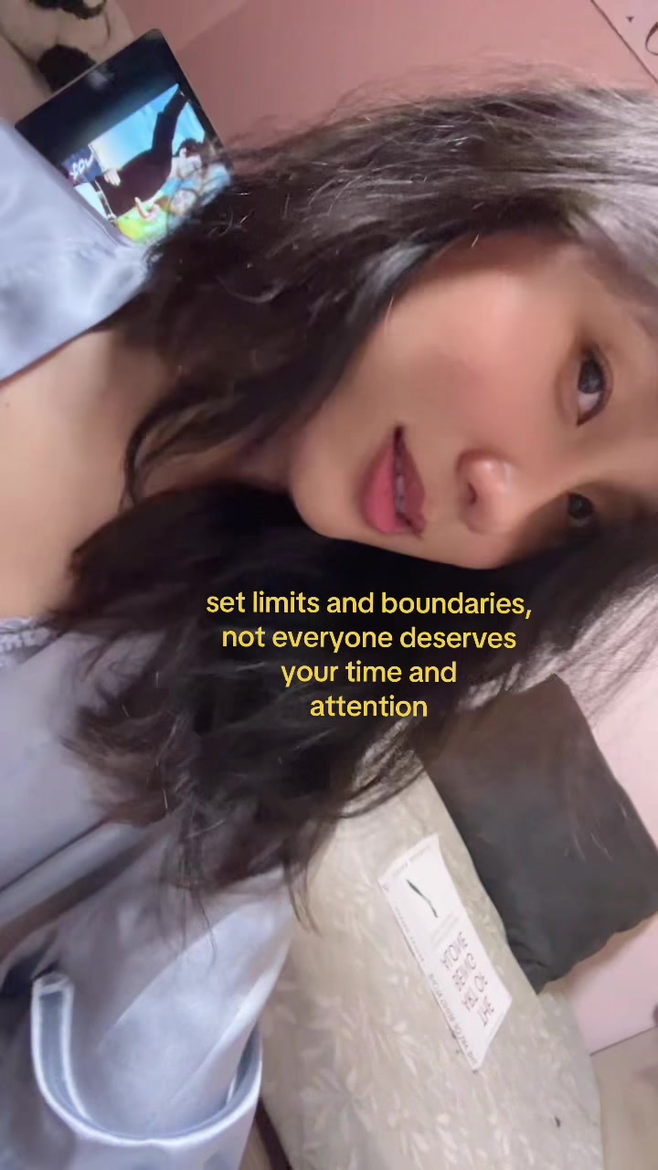 @སི་མོན། 🎀