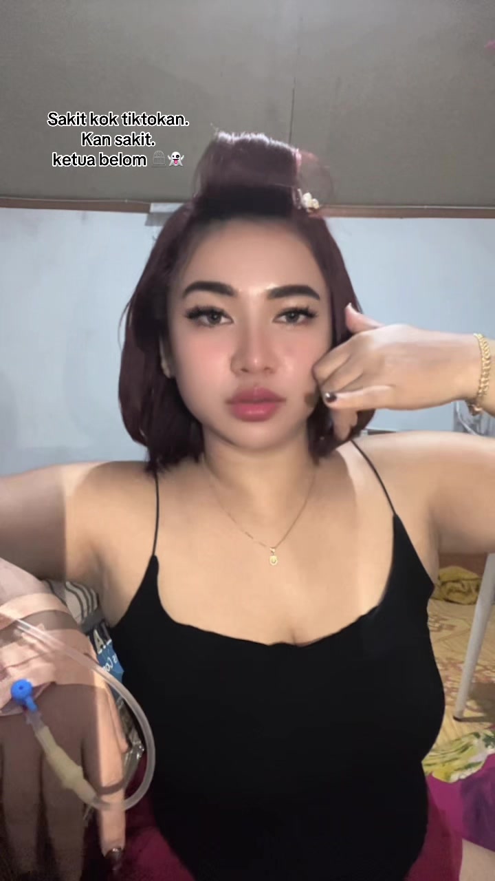 @julia frinella sari