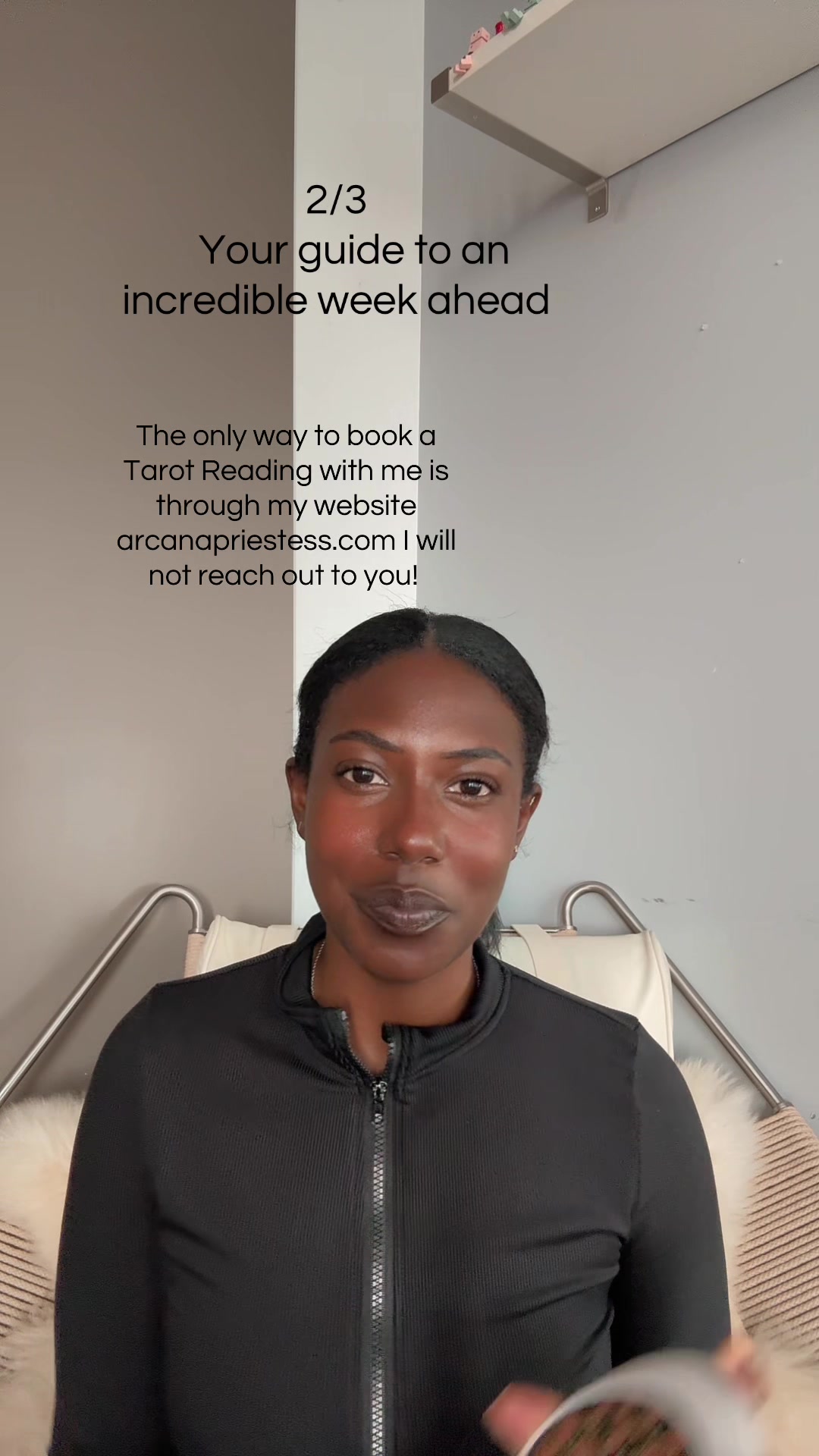 @Arcana Priestess Tarot Reader