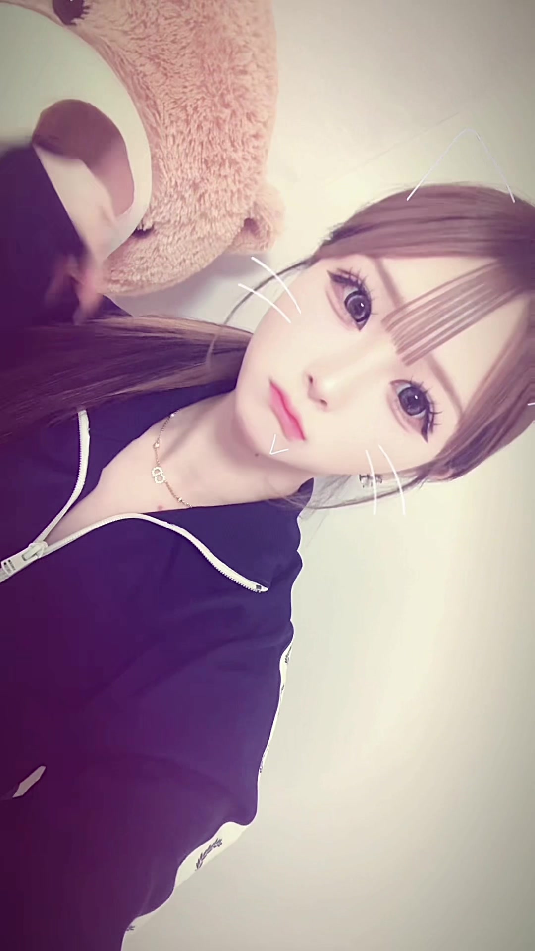 @ぴーこに