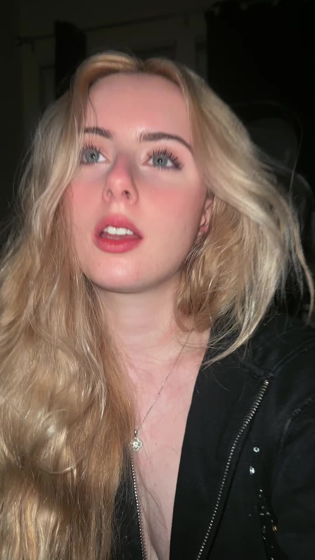 @Krissee